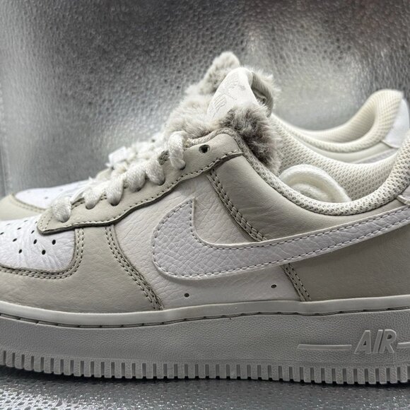 RARE 🚀 Size 5.5 Nike Wmns Air Force 1 '07 Low 'Light Bone' DC1165-001‎ - Picture 6 of 11